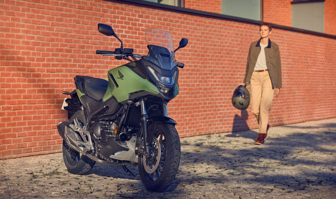 Honda NC750X DCT 2026: икономичният турър, който изненадва