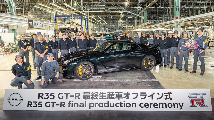 Nissan GT-R R36: хибриден спортен легенд с преработен V6 и Euro 7
