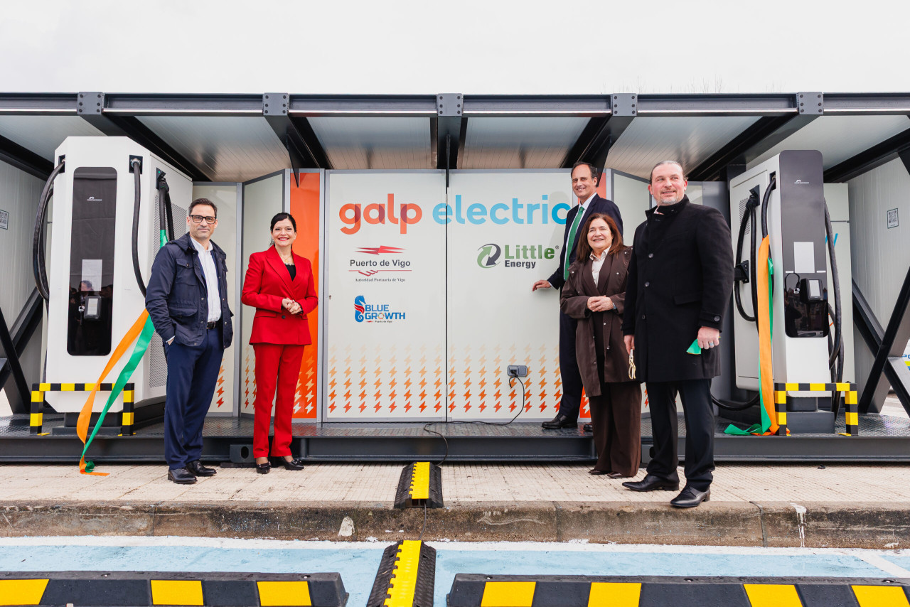 Използвани батерии от Nissan Leaf захранват станции за бързо зареждане в Испания