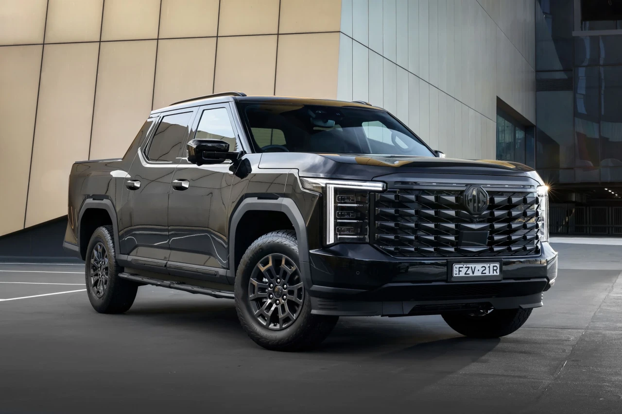 MG U9 Black Edition идва с агресивен черен стил