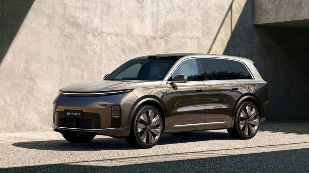 Li Auto тръгва към Близкия изток с EREV SUV модели