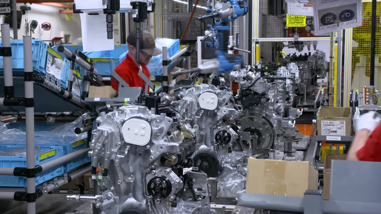 Nissan Decherd: 20 милиона двигателя и ясният сигнал, че ДВГ още не е приключил