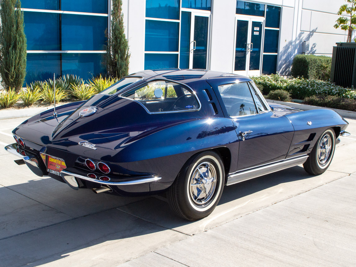 Chevrolet Corvette 1963 – рядка класика за $135 590