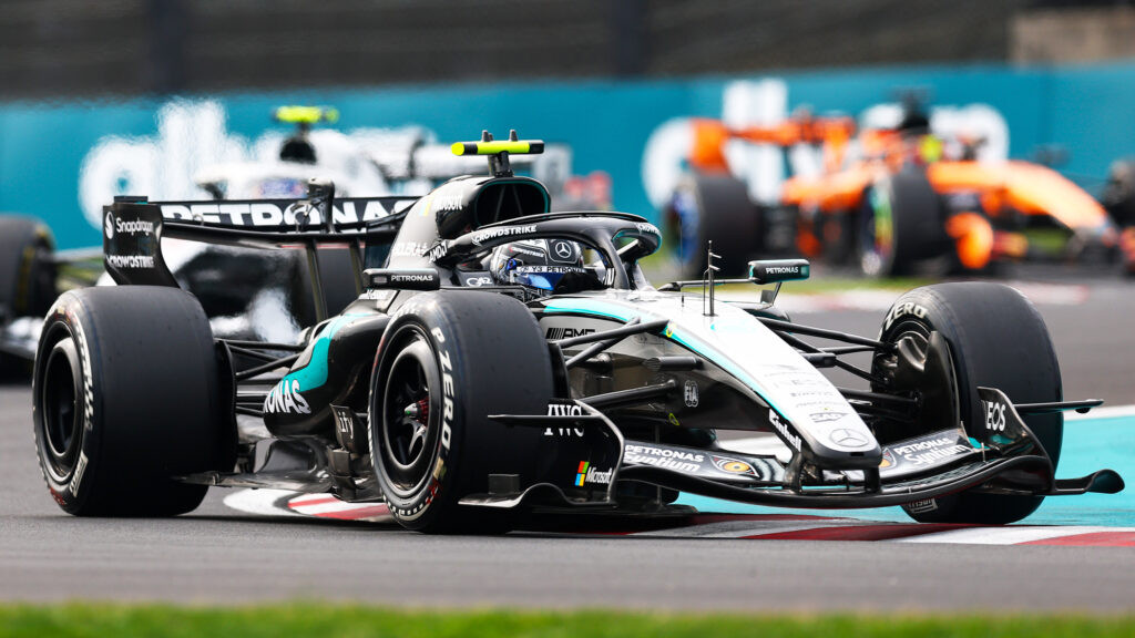 FIA връща V8 двигателите във Формула 1 до 2030 г.