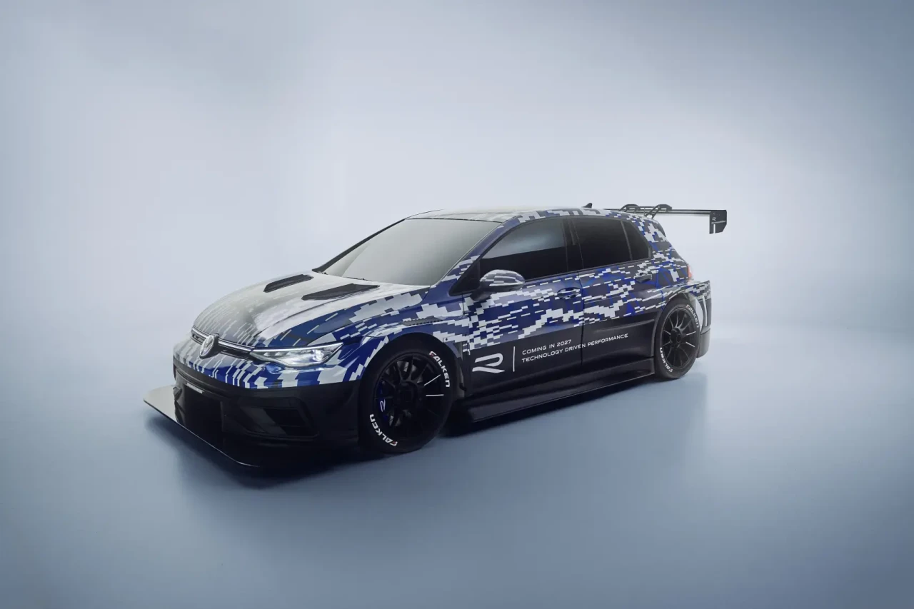 Volkswagen Golf R влиза в 24-те часа на Нюрбургринг през 2027