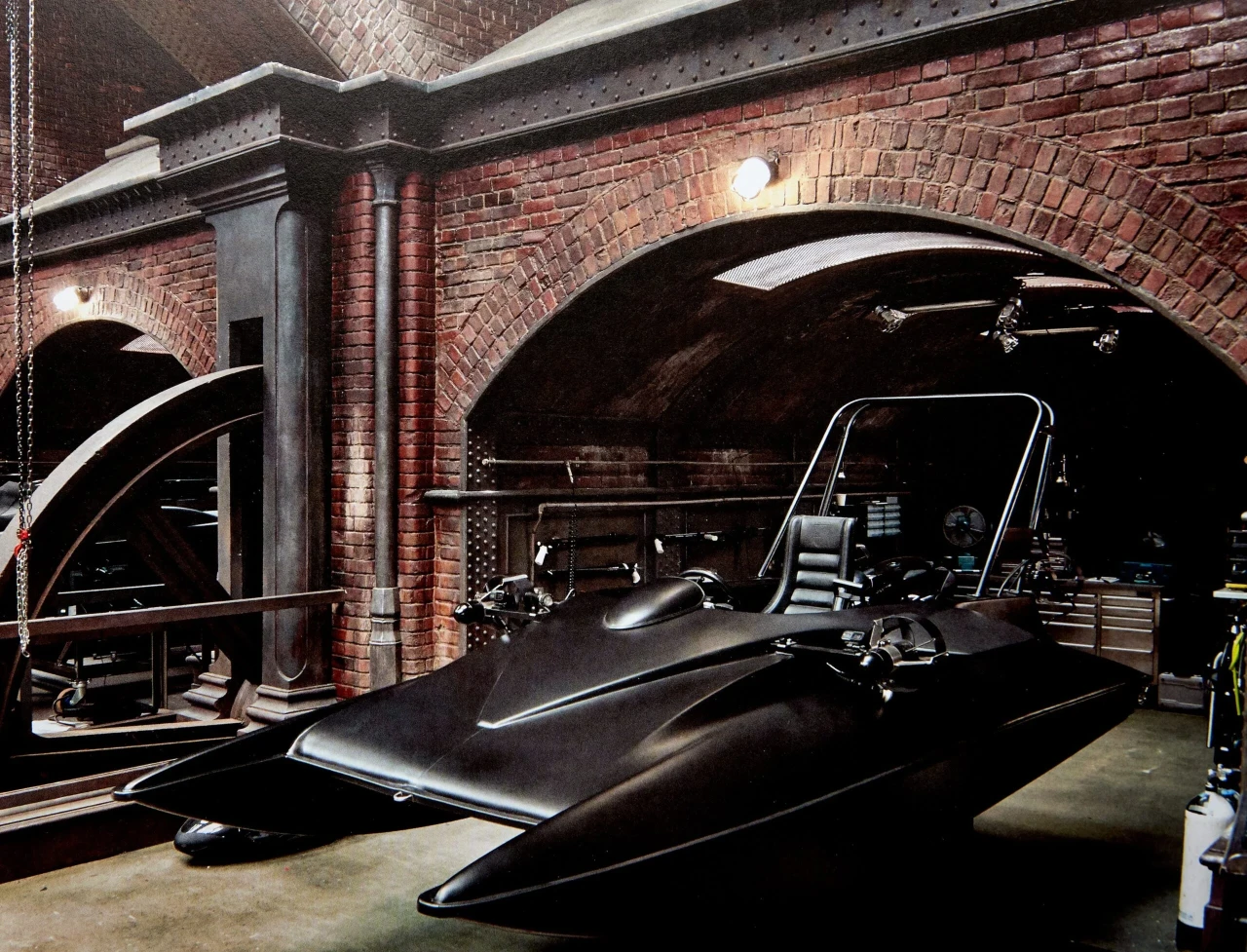 Scubacraft SC3 от филма „Spectre“ излиза на търг в Лондон