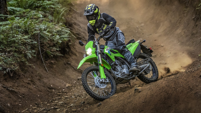 Kawasaki KLX300: евтин дуал-спорт, готов за офроуд