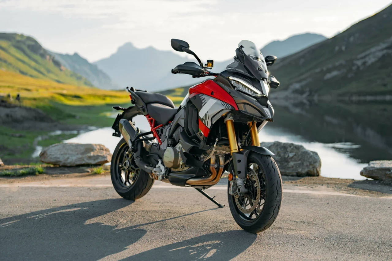 Ducati Multistrada V4: мотор за всичко – от завои до пътешествия