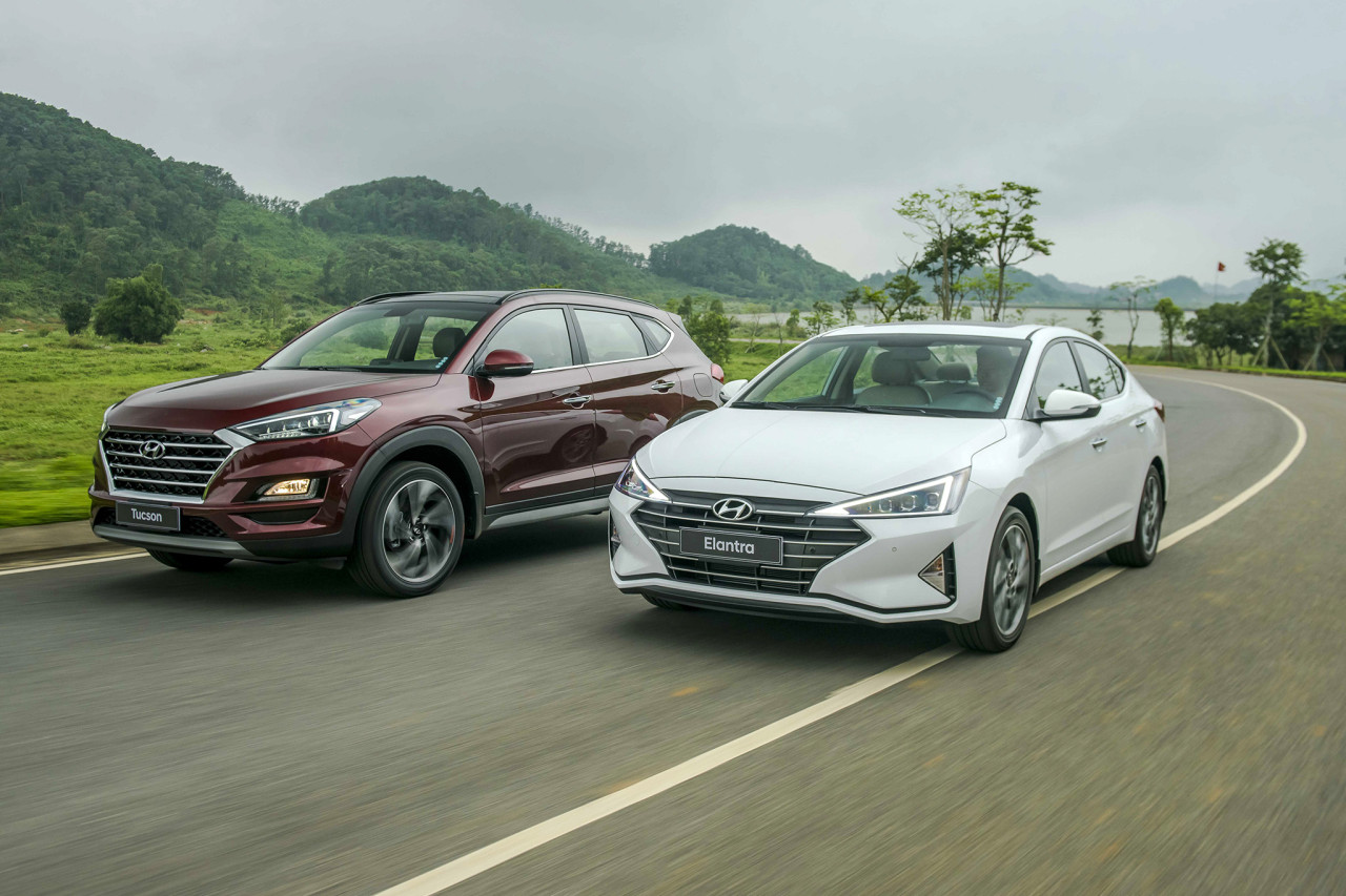 Hyundai изтегля Elantra и Tucson заради риск в системата за въздушни възглавници
