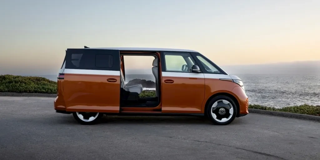 Volkswagen потвърди фабричен кемпер ID. Buzz за 2027 г.