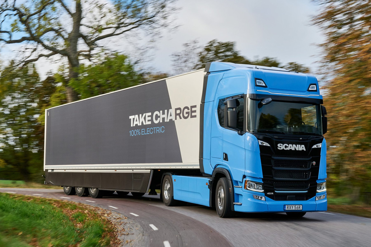 Scania електрически камион 800 км MCS зареждане 560 kWh