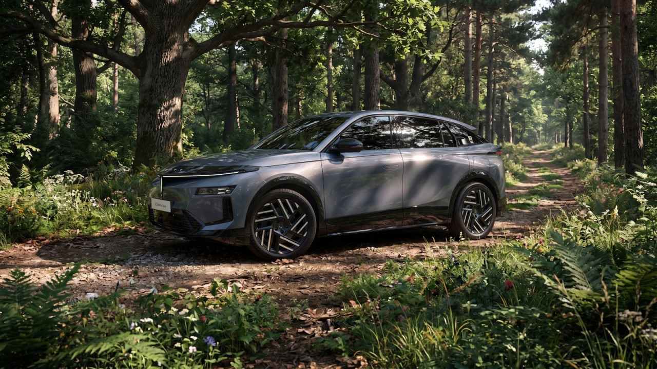 Lancia Gamma показва официални снимки и до 740 км пробег