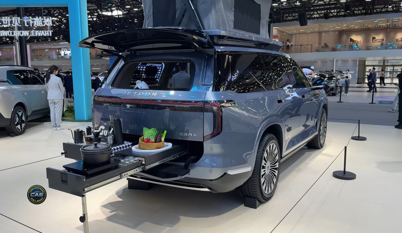 Jetour Shanhai L10 влиза в битка с Rivian R1S чрез къмпинг технологии