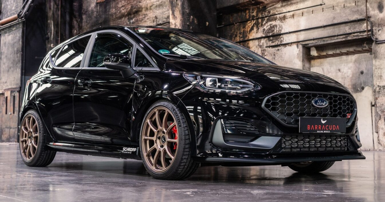 Ford Fiesta ST Last Edition изненадва с 230 к.с. и нова визия