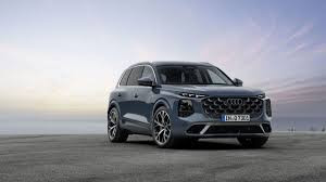Audi Q7 трето поколение дебютира с ChatGPT и ECO технологии