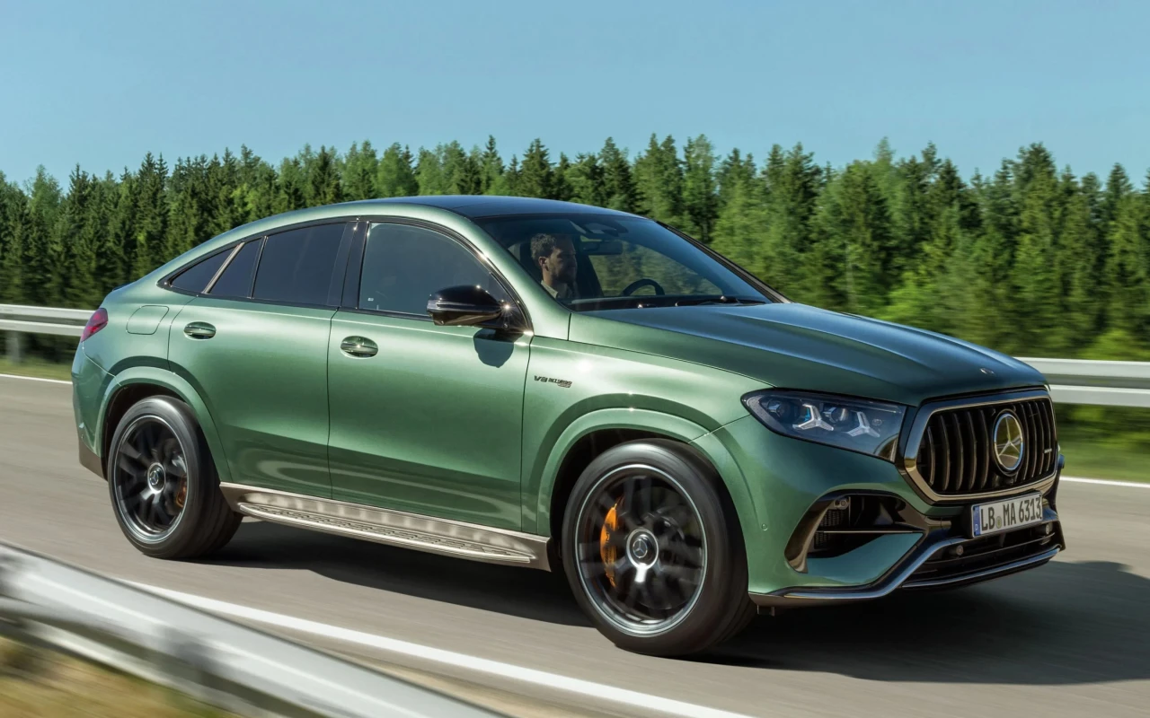 Mercedes-AMG GLE 63 S запазва V8 и получава още повече технологии