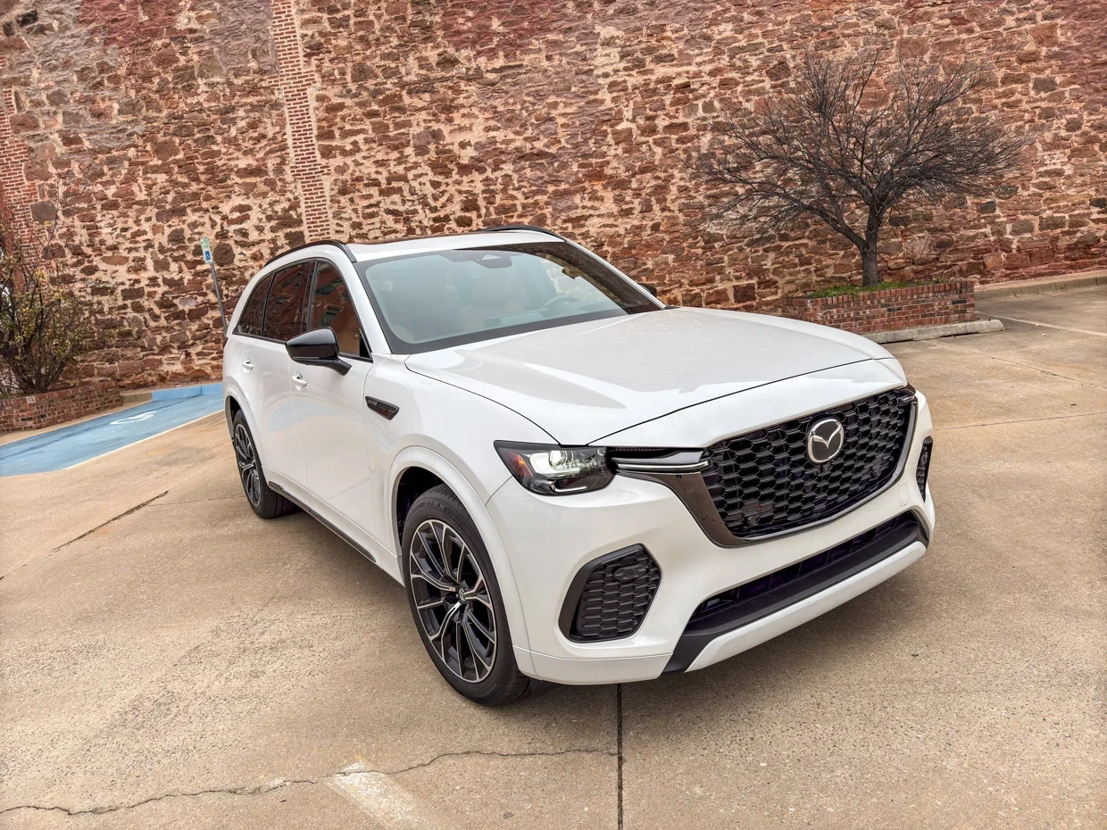 Mazda CX-70 3.3 Turbo S Premium срещу Audi Q5: повече стойност за парите
