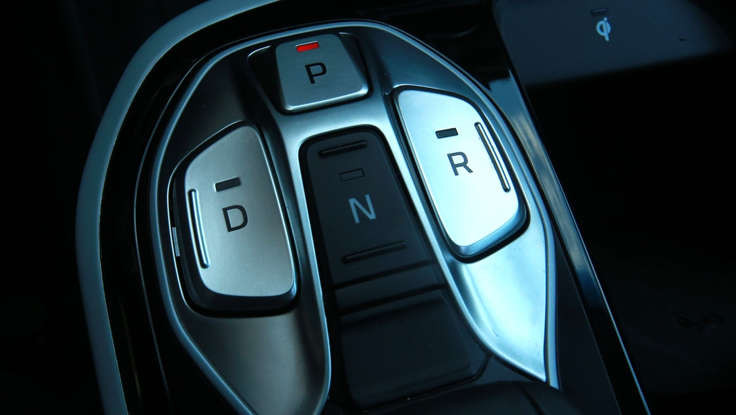 Porsche проучва виртуалните скорости на Hyundai за бъдещите си електромобили