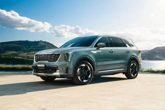 Kia Sorento PHEV 2026 или дизел? Тестът дава неочакван отговор