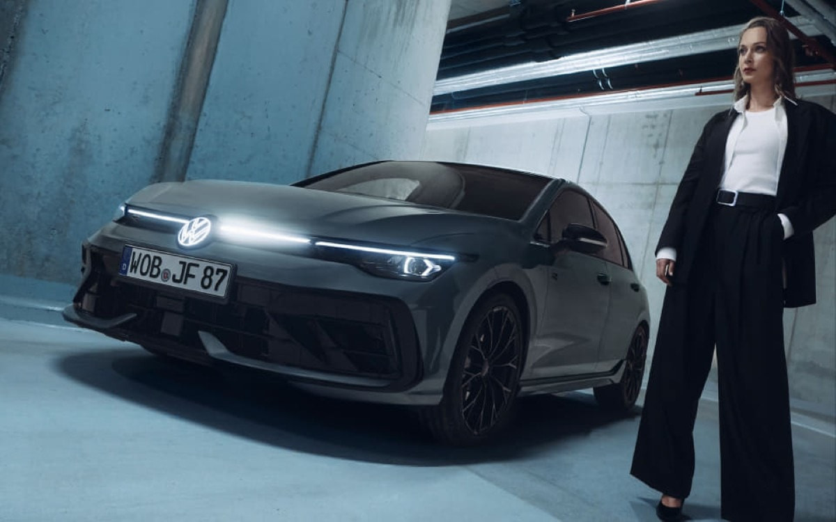 Volkswagen Golf R Black Edition II: Специално издание за японските фенове