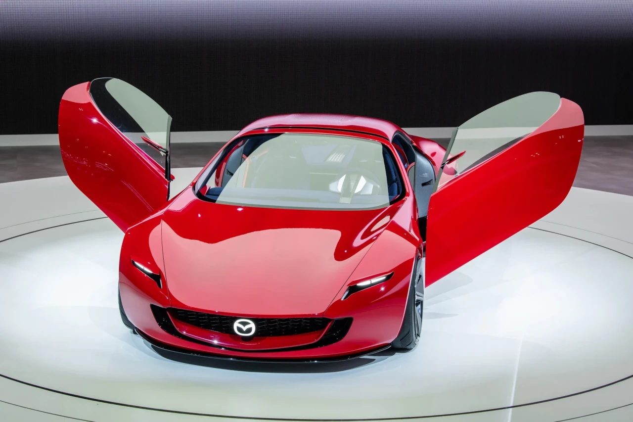 Mazda MX-5: Следващото поколение може да бъде последното с ДВГ