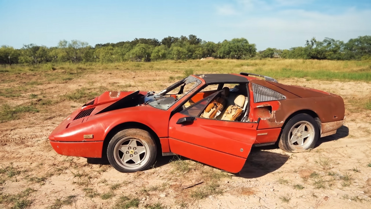 Изгоряло Ferrari 328 GTS изплува с мистериозна история