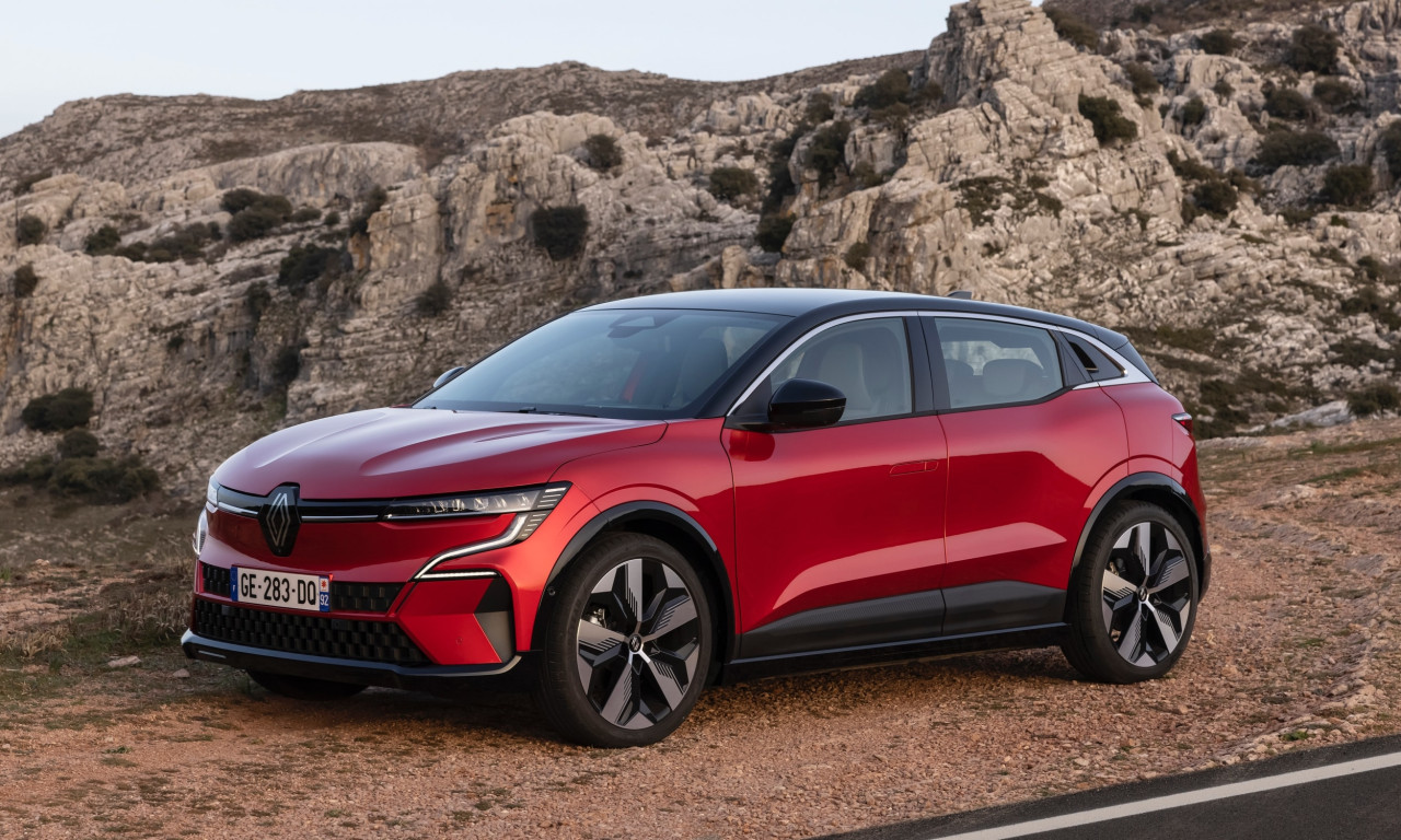 Renault Mégane E-Tech с 468 км пробег срещу 190 евро на месец