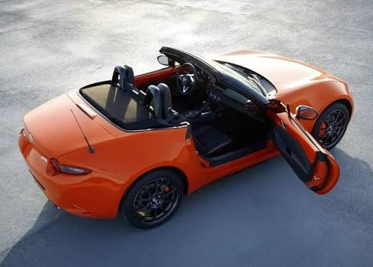 Mazda MX-5 Miata 2027: нов неофициален дизайн връща агресията