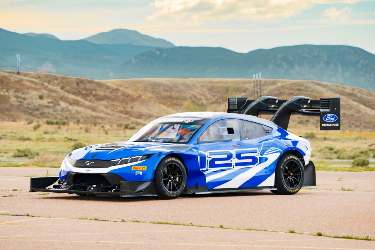 Ford Super Mustang Mach-E спечели Pikes Peak с 8:18.202