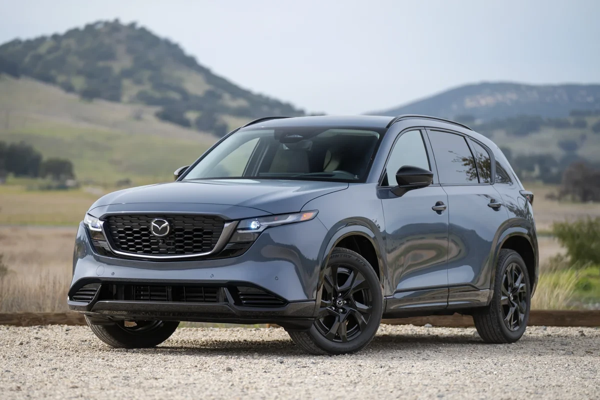 2026 Mazda CX-5: 10 000 поръчки за месец и възторжен прием в Япония