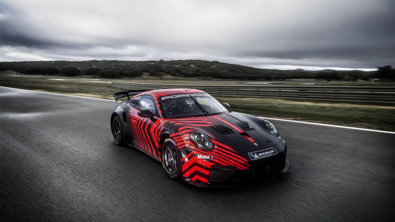 Porsche 911 GT4 R влиза в GT4 през 2027 с цена от 265 000 евро