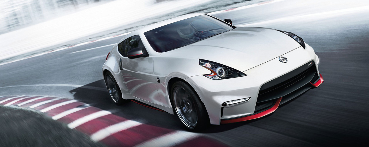 Nissan 370Z (2020): Последната класическа „Z-ка“ – заслужава ли си покупката днес?
