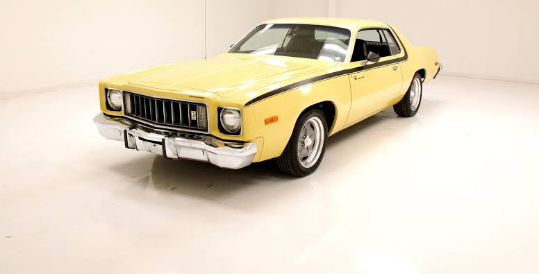 Time Capsule от 70-те: Рядък Plymouth Road Runner търси нов дом