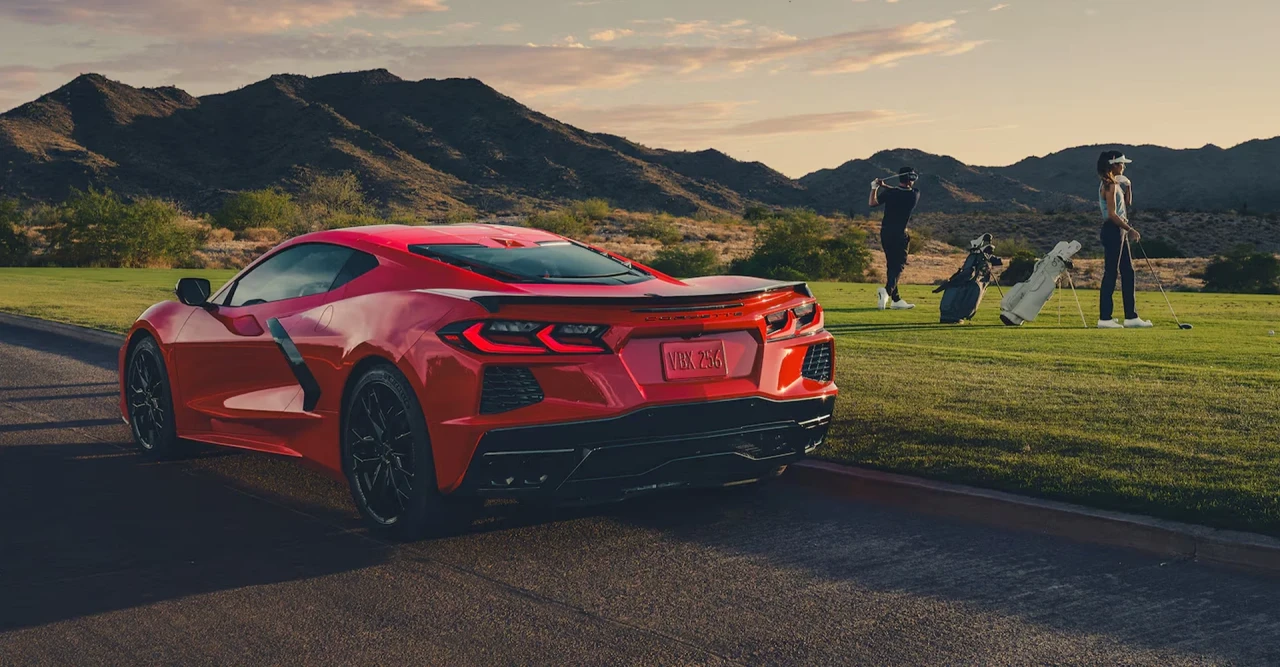 2026 Chevrolet Corvette Stingray: Суперкар динамика на цена, която разбива конкуренцията