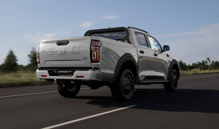 Електрическият хищник GWM Cannon Hi4-T PHEV чупи стандартите: 310 кВт мощност и 115 км на ток