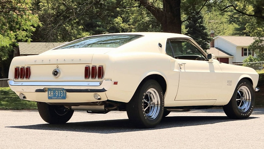 Исторически триумф в Харисбърг: 1969 Ford Mustang Boss 429 се продаде за невероятните 550 000 долара