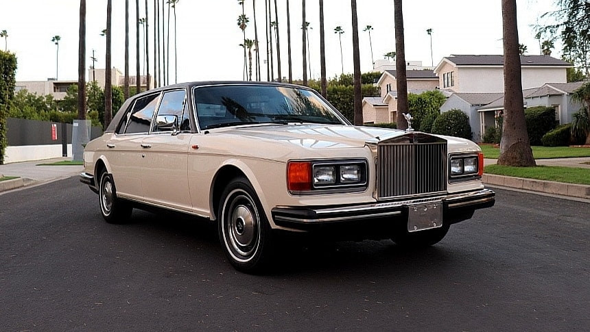 Музикална история на четири колела: Легендарният Rolls-Royce Silver Spur на семейство Джаксън се търси на пазара