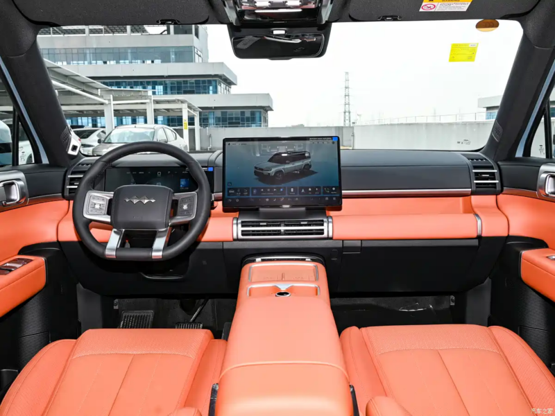 BYD Fang Cheng Bao Ti 7 DM: Новата Long-Range версия впечатлява с над 300 км изцяло електрически пробег