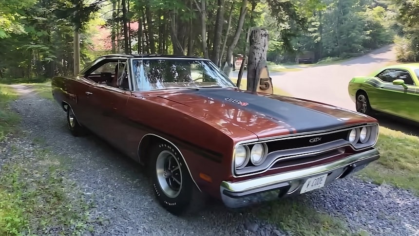 Единствен в света: Изключителен 1970 Plymouth GTX 440+6 излезе наяве с документално докачена 1-от-1 спецификация