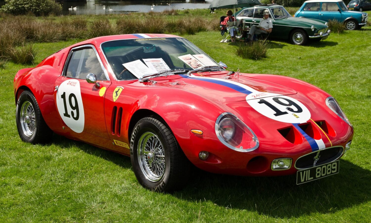 Исторически рекорд: Легендарният Shelby Cobra Daytona Coupe CSX2300 се продаде за невероятните 42,9 милиона долара