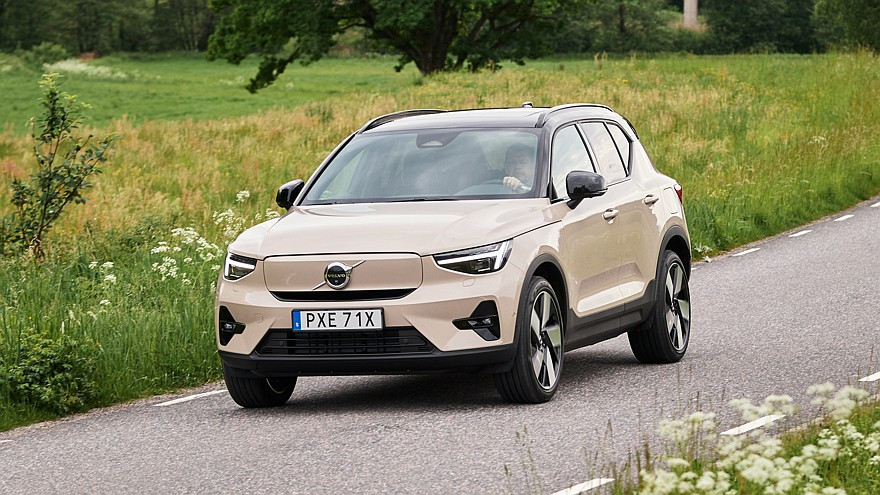 Стратегическа рокада: Volvo EX50 идва през 2027 г., за да пренареди електрическото портфолио с достъпна цена!  