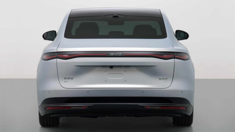 BYD Seal 07 изненадва с LiDAR и 408 конски сили само месеци след пазарния си дебют