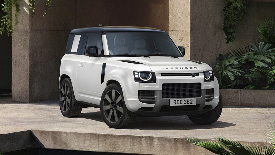 Британска и американска колаборация: JLR и Stellantis обединяват сили за изцяло нов Defender в САЩ