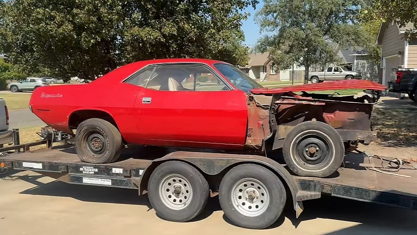 Plymouth Barracuda 1970 излезе от плевня след 47 години с едва 16 535 км