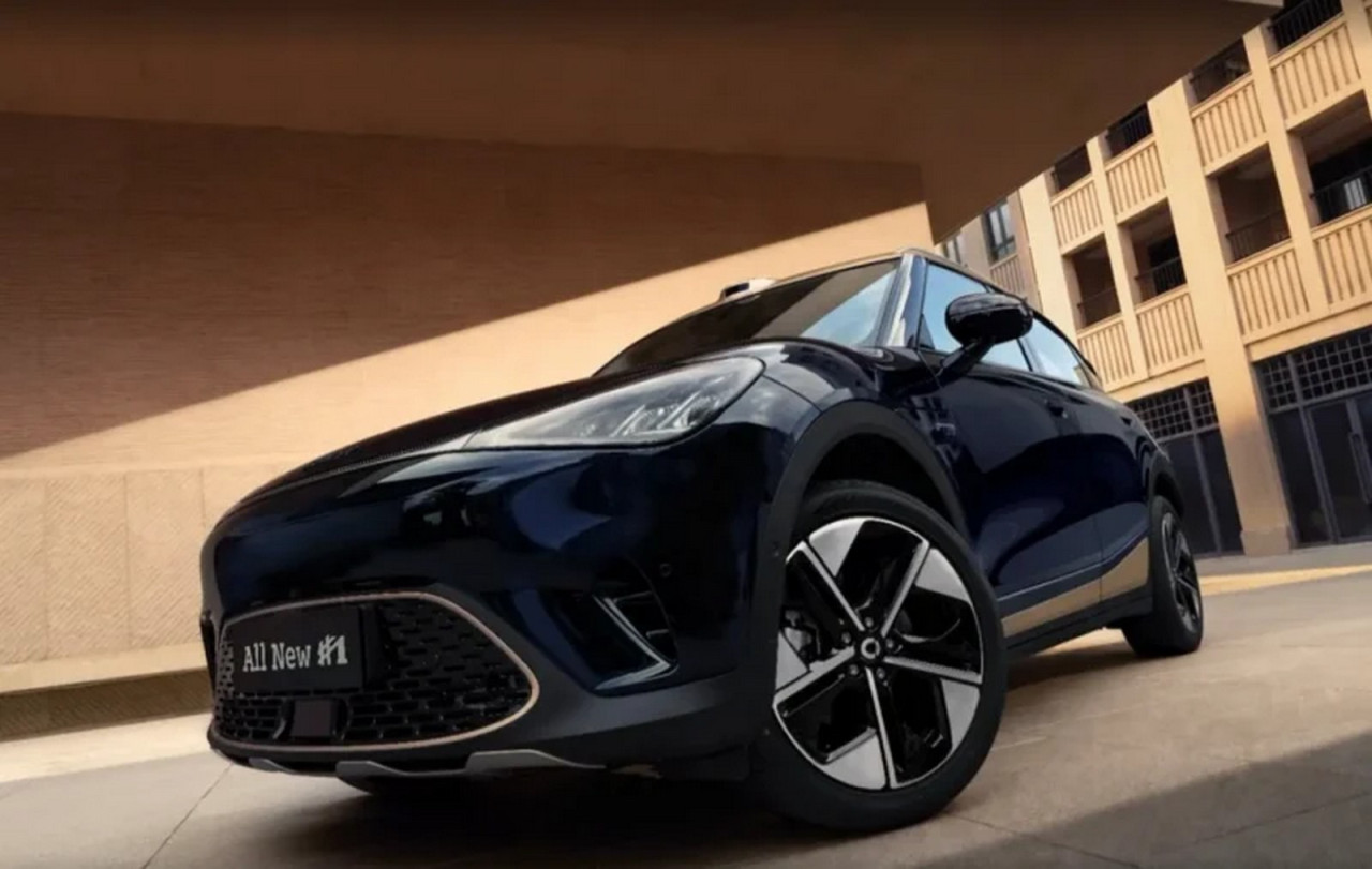 Smart #1 с мащабен 800V ъпгрейд: 333 конски сили и зареждане от 10 до 80% за едва 12 минути