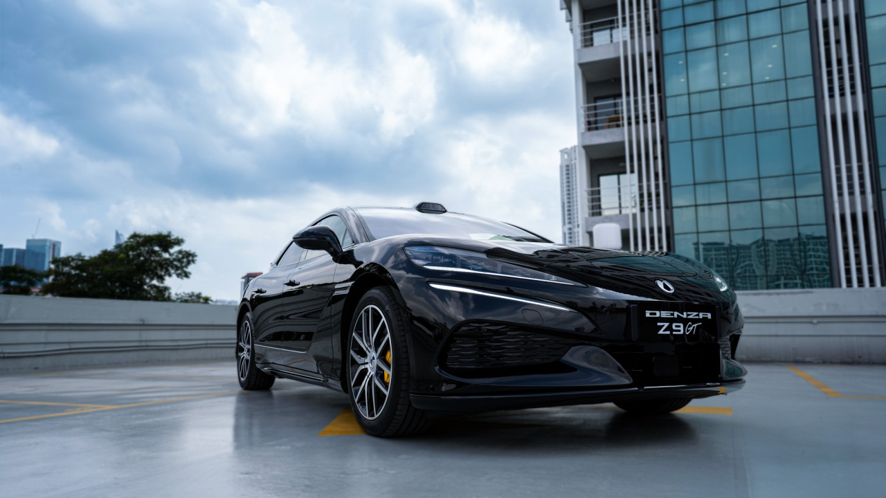 Електрическа буря с мощност 1156 конски сили: Denza Z9 GT разпродаде първата си квота за броени дни