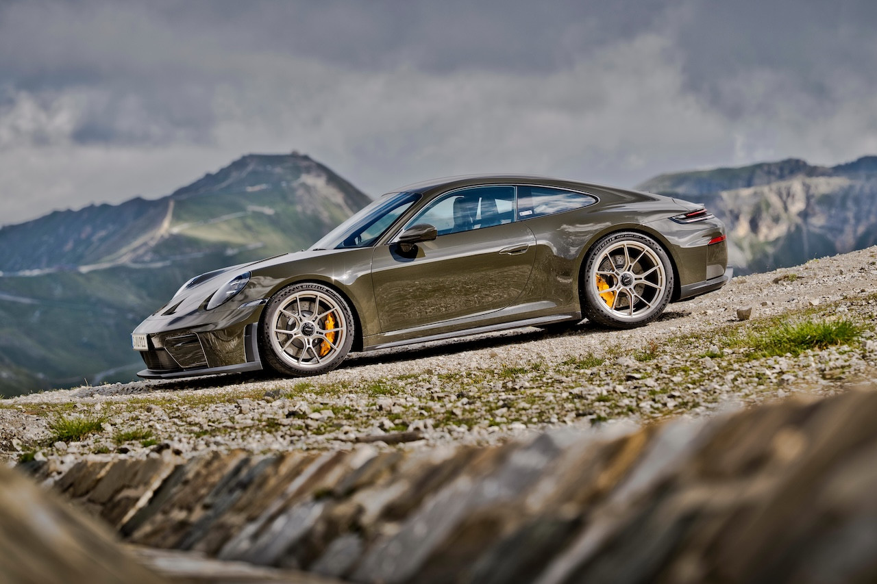 Porsche 911 GT3 Bergsport: Ексклузивен поклон към алпийските легенди в едва 100 екземпляра