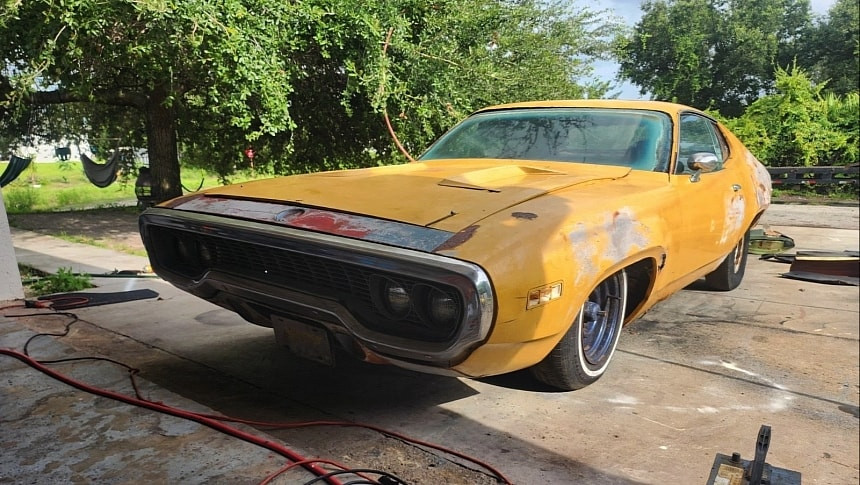 Легенда пред завръщане: Класически 1971 Plymouth Road Runner с big-block сърце търси нов собственик в eBay