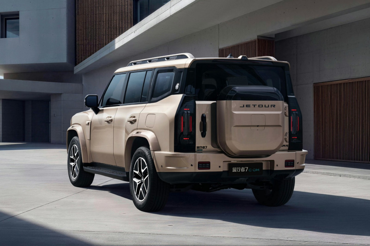 Новият Jetour Traveler 7 за 2027 година: Брутален приключенски дизайн и иновативно XWD задвижване