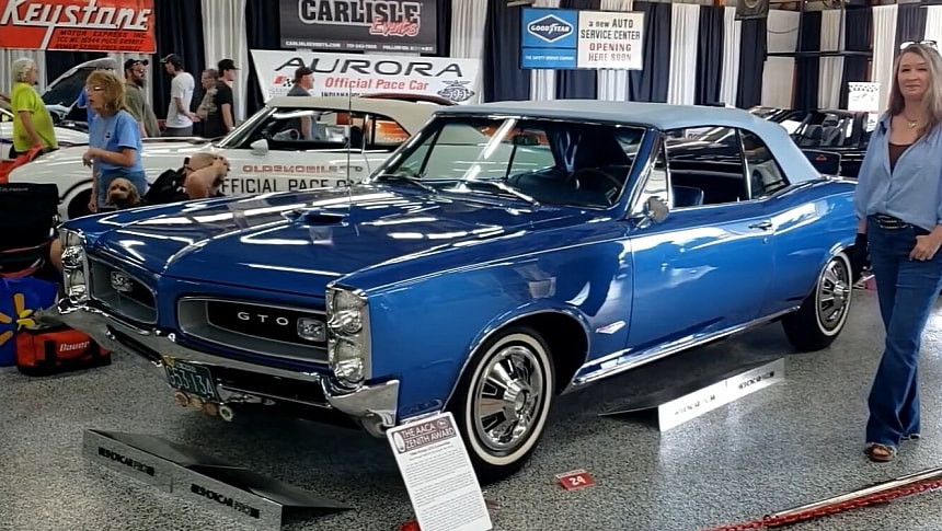 Рядко класическо бижу: Уникален 1966 Pontiac GTO с Tri-Power конфигурация събира погледите